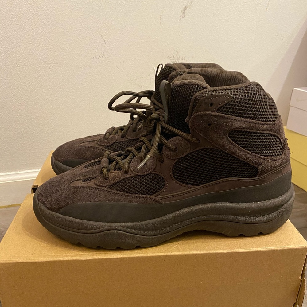 Yeezy Desert Boot Oil Size 14